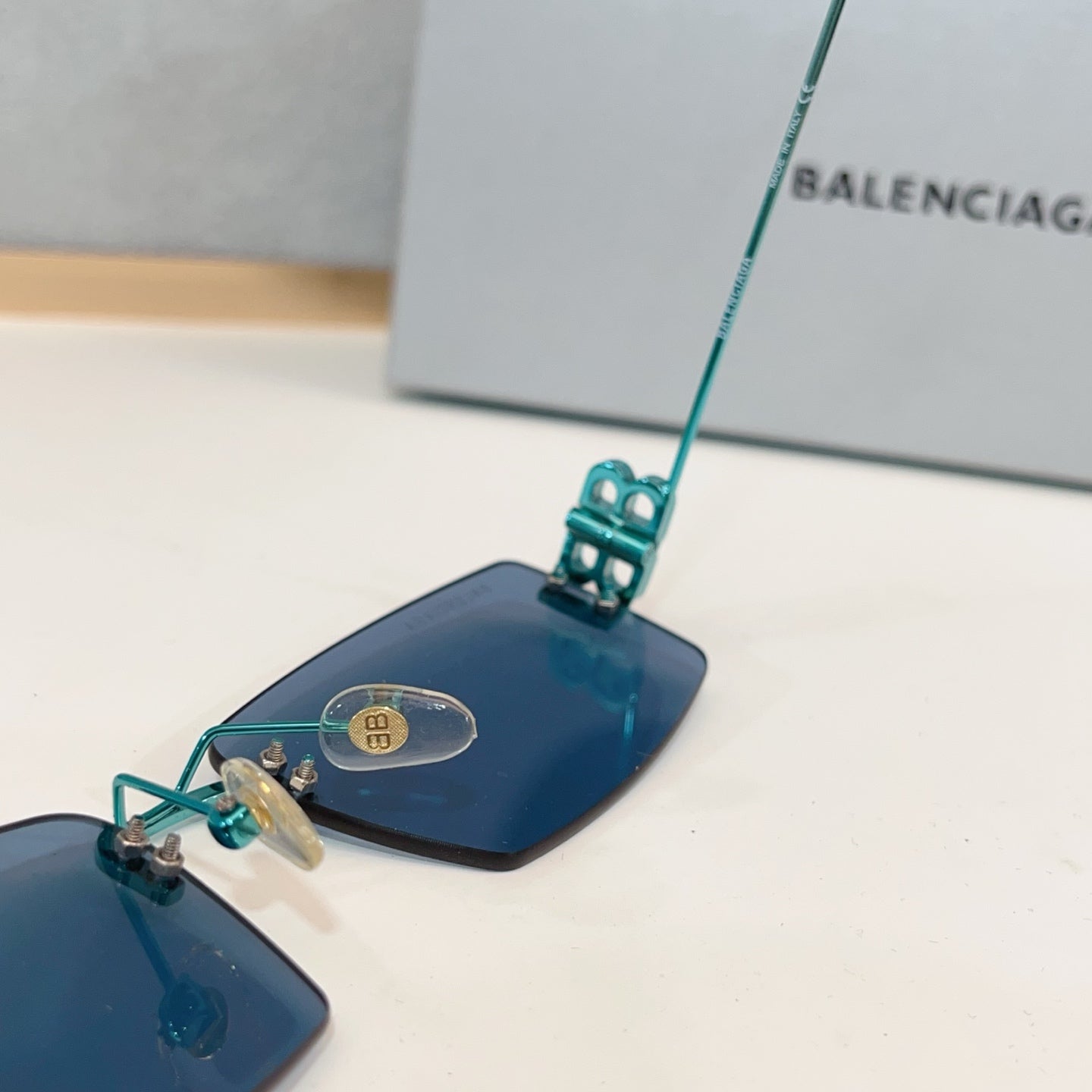 BALENCIAG BB0110S SIZE 60口17-140 $1480