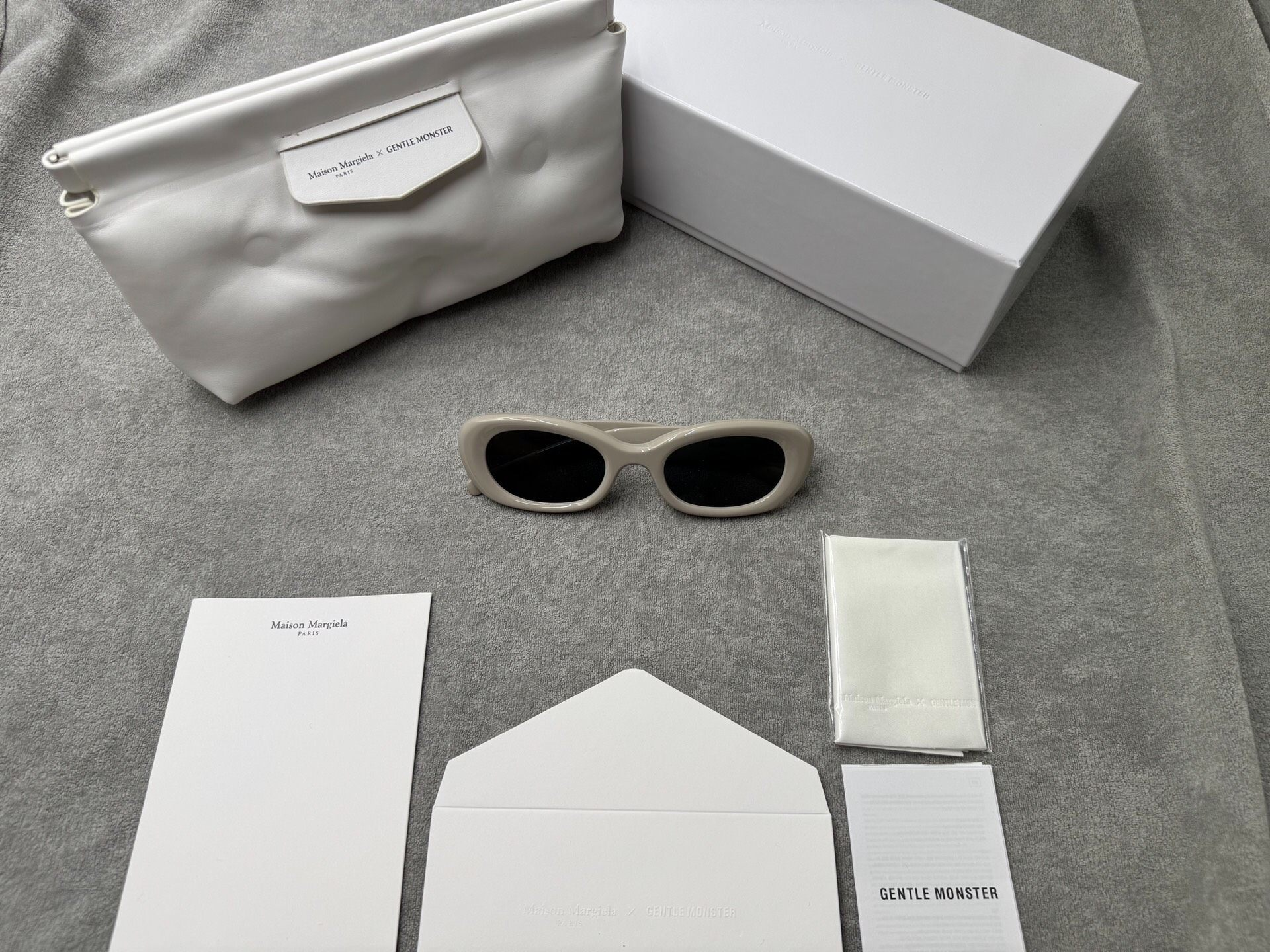 型號：mm004 Gentle Monster 聯名 Maison Margiela 灰色墨鏡