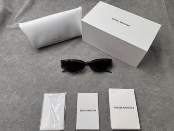 Gentle Monster 型號：devon 尺寸：55-22-146 灰色墨鏡