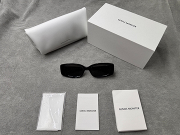 Gentle Monster 型號：Ash 尺寸：52-22-147 黑色墨鏡