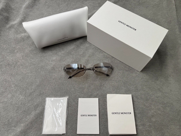 Gentle Monster 型號：Ttl 02 尺寸：66-17-135 太陽眼鏡 灰色鏡片