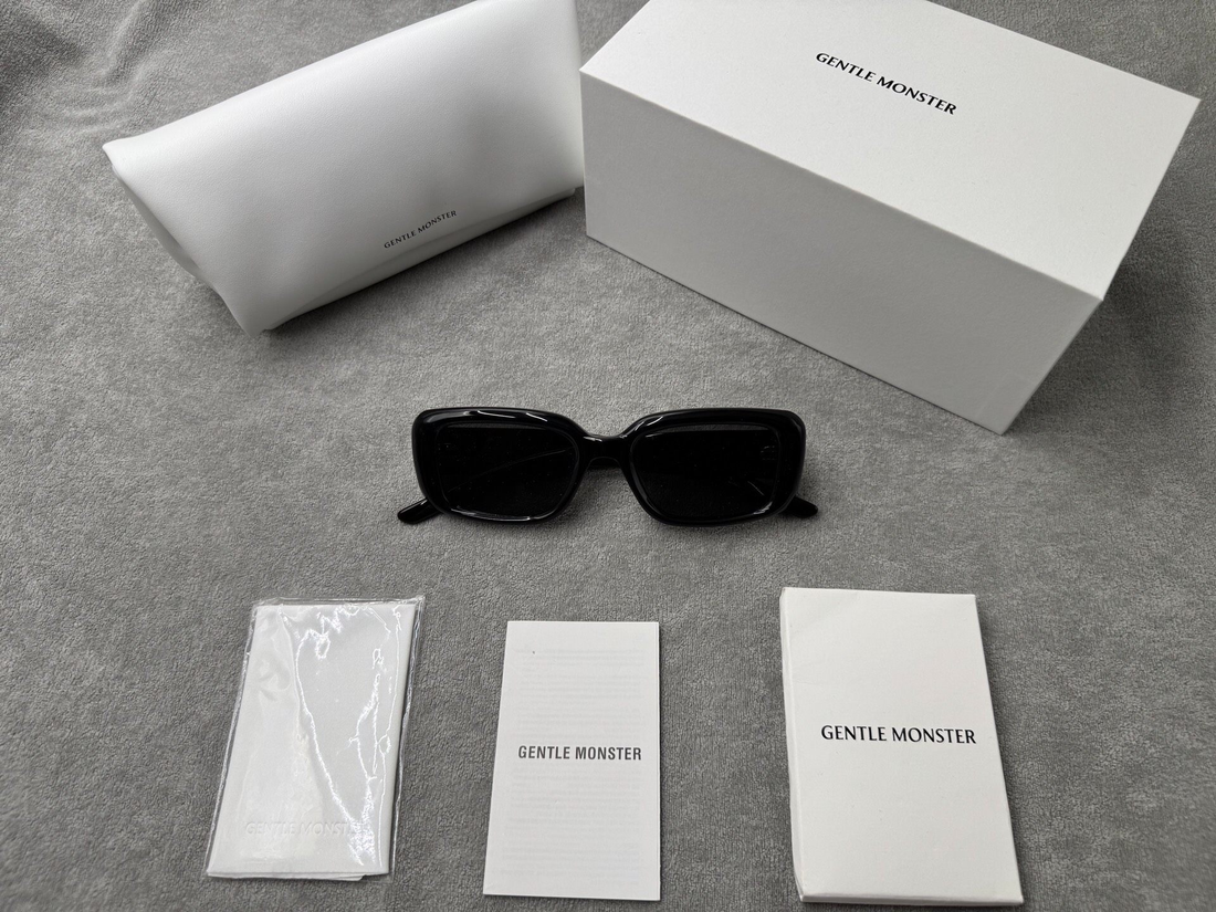 Gentle Monster 型號：antena 尺寸：53-20-148 黑色墨鏡