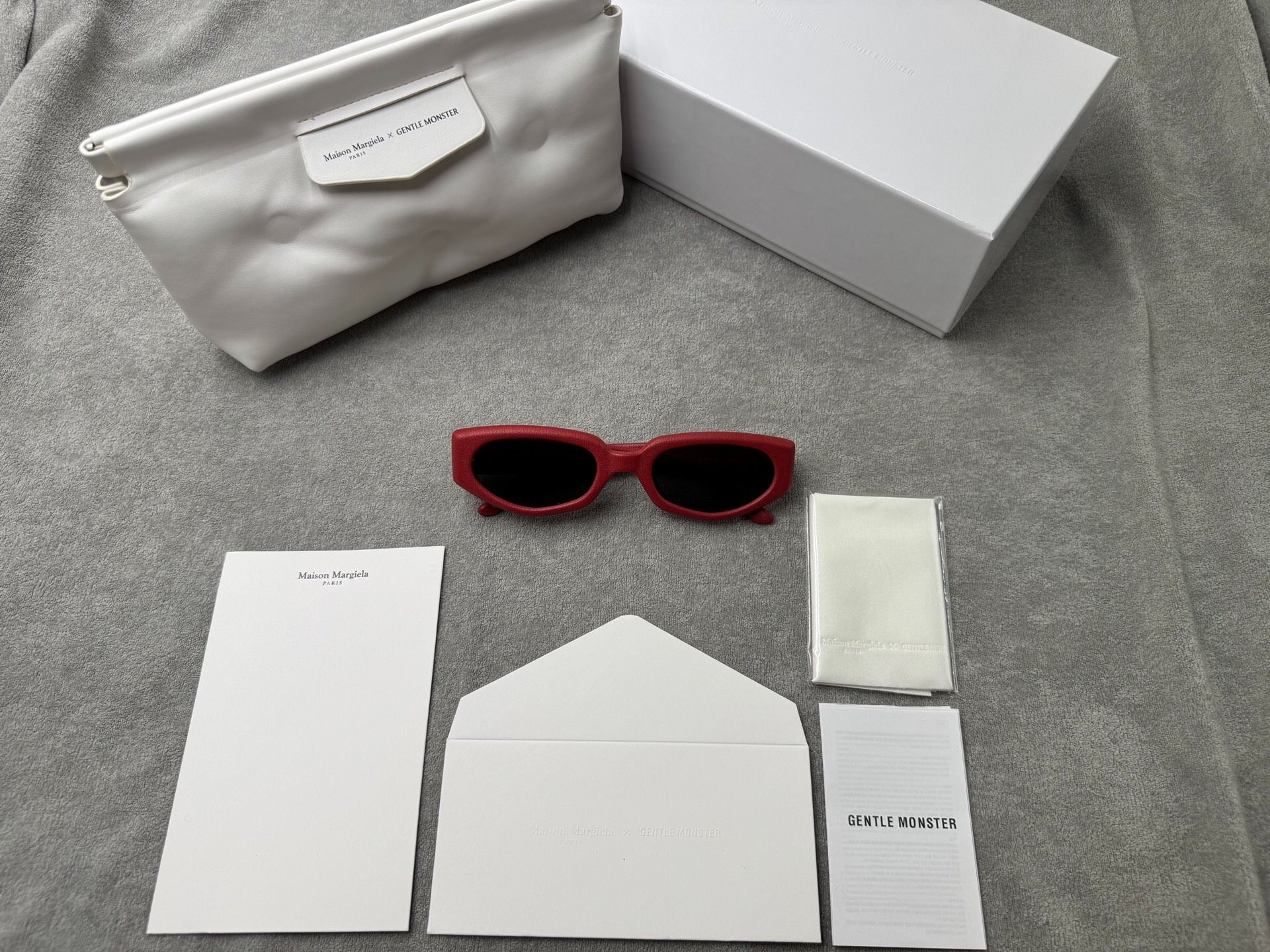 型號：mm205 Gentle Monster 聯名 Maison Margiela 紅色皮質墨鏡