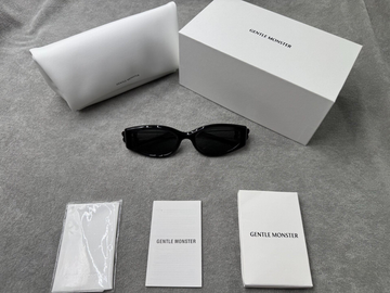 Gentle Monster 型號：solid loop 尺寸：55-21-142 黑色墨鏡