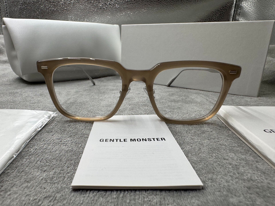 Gentle Monster 型號：Zin-GC7 尺寸：53-21-149 啡色 光學眼鏡