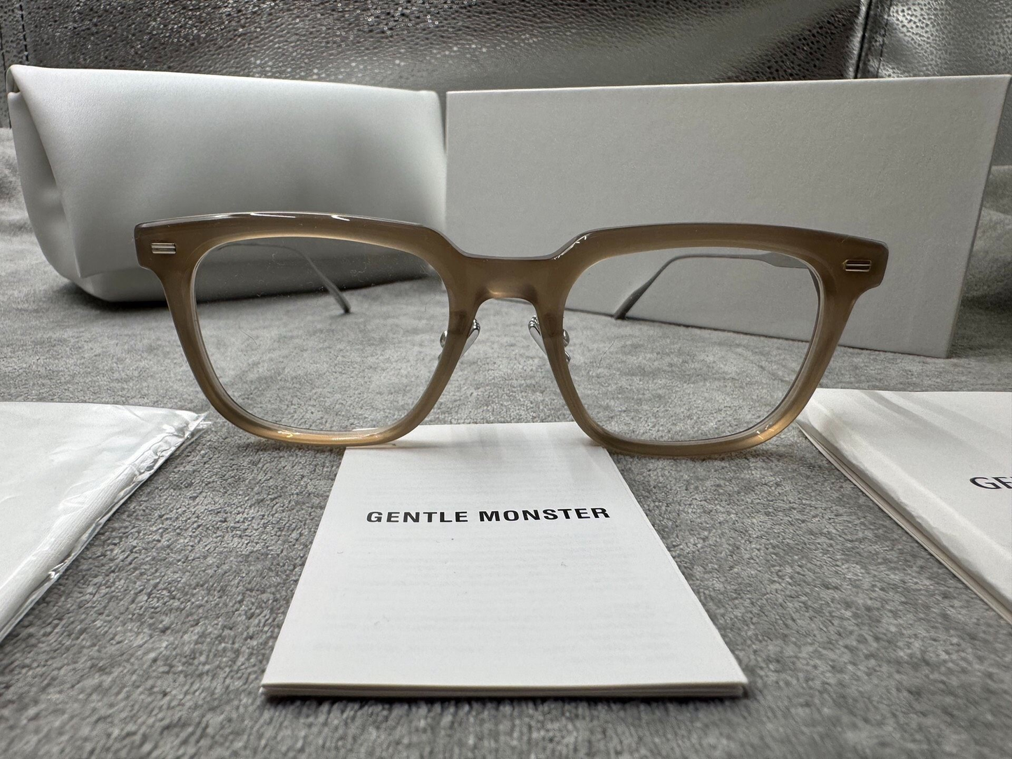 Gentle Monster 型號：Zin-GC7 尺寸：53-21-149 啡色 光學眼鏡