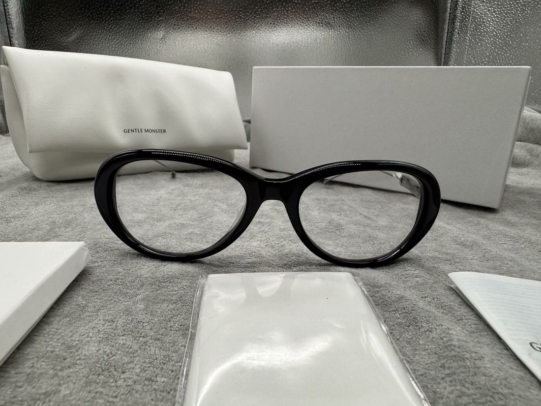 型號：mm215 Gentle Monster 聯名 Maison Margiela 黑色平光鏡