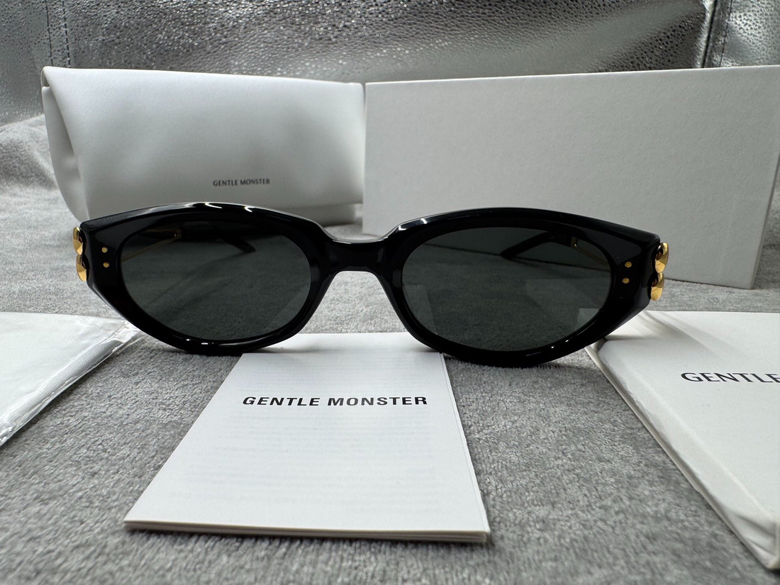 Gentle Monster 型號：kunst 尺寸：53-22-143 金色墨鏡