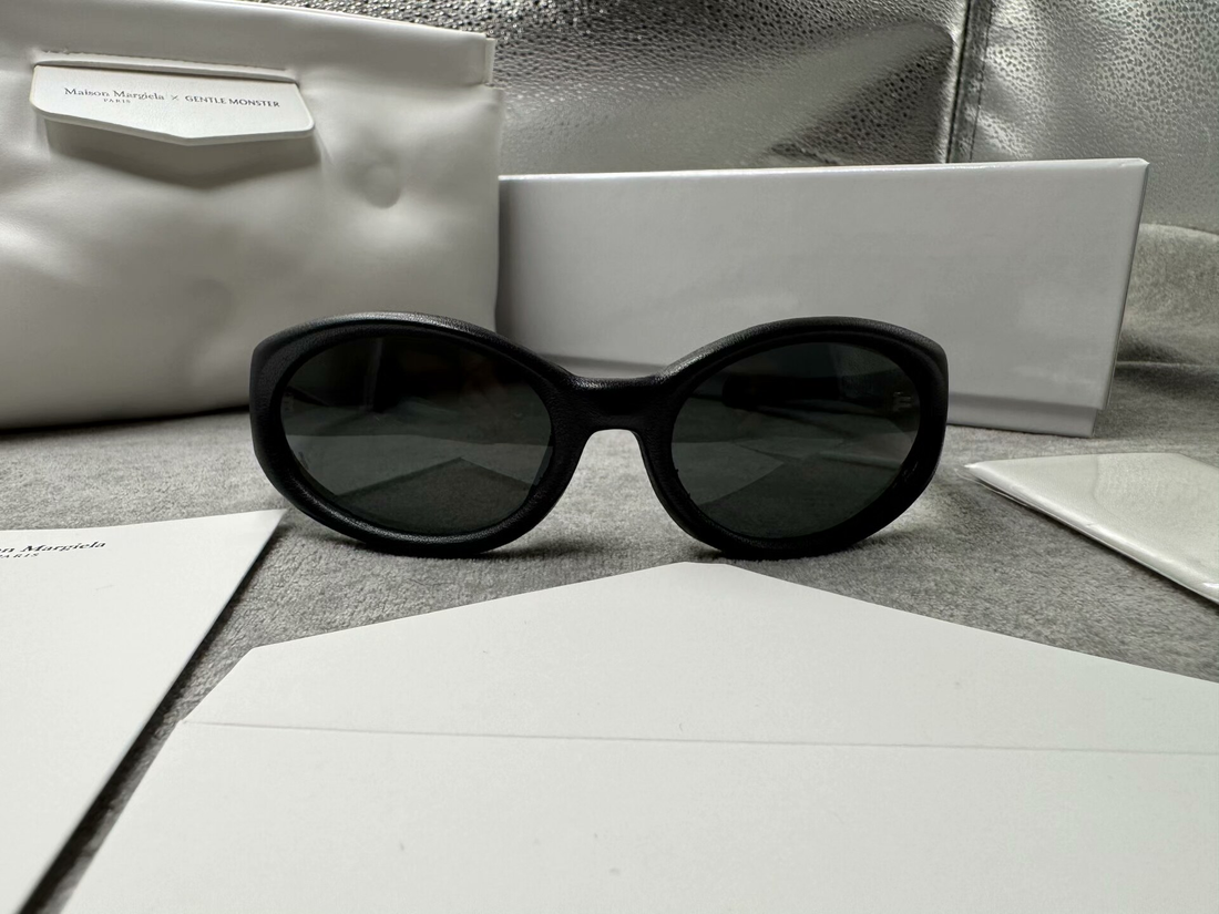 型號：mm104 Gentle Monster 聯名 Maison Margiela 黑框皮質墨鏡
