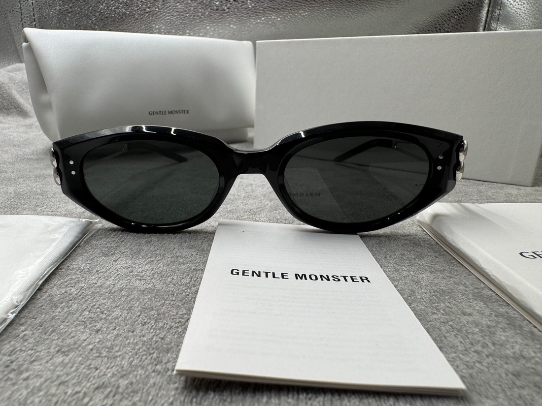 Gentle Monster 型號：kunst 尺寸：53-22-143 黑色墨鏡