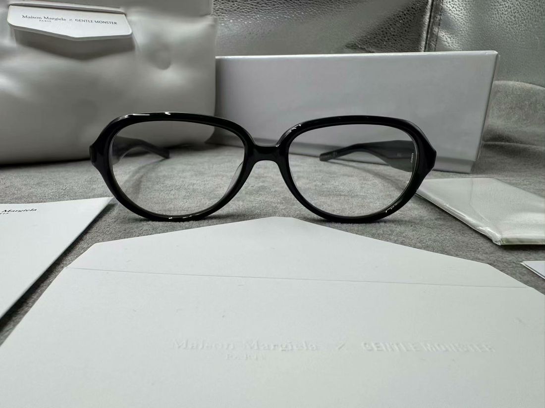 型號：mm211 Gentle Monster 聯名 Maison Margiela 黑色光學眼鏡
