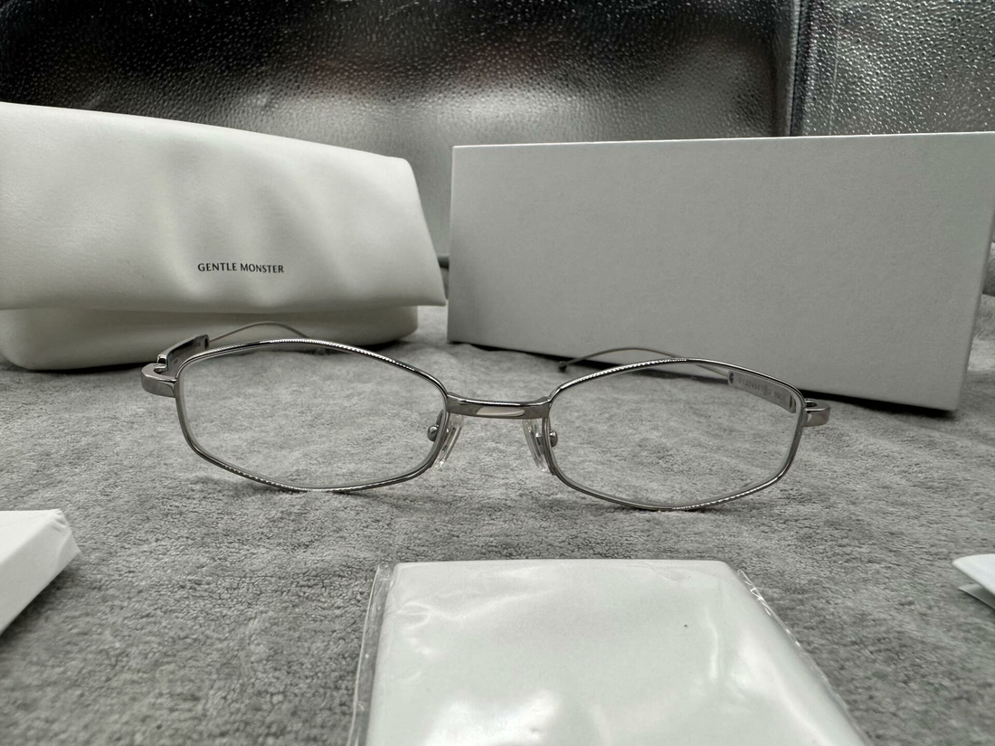 型號：mm218 Gentle Monster 聯名 Maison Margiela 銀色平光鏡