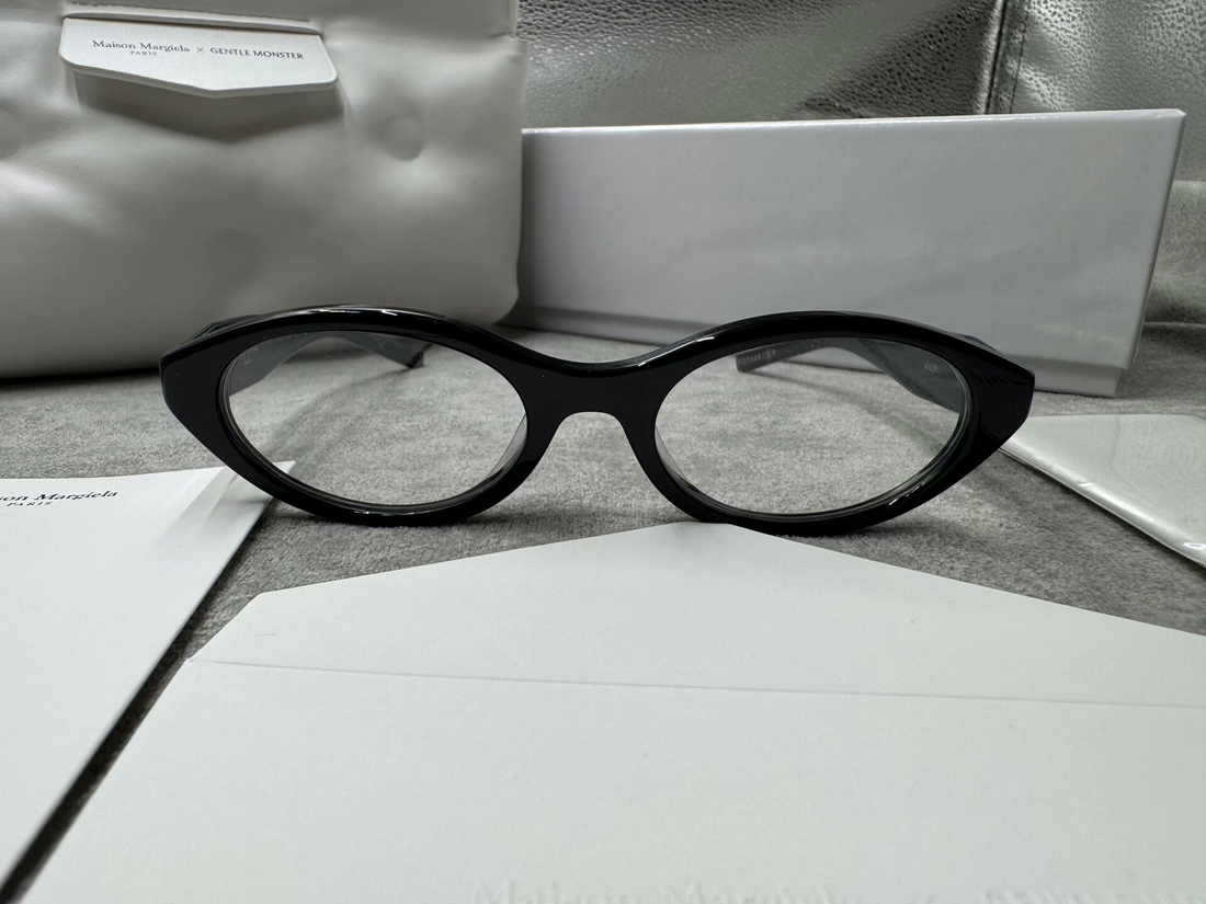 型號：mm209 Gentle Monster 聯名 Maison Margiela 黑色平光鏡