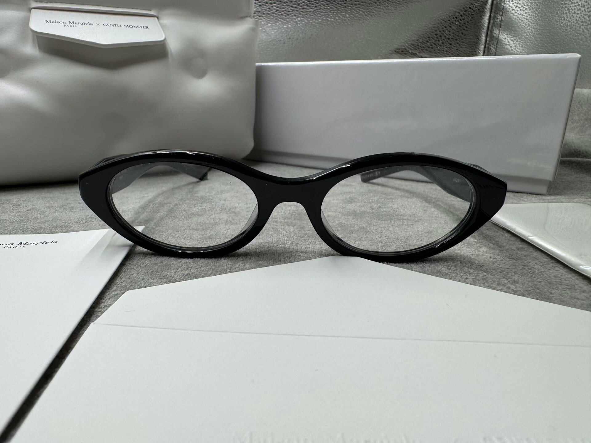 型號：mm209 Gentle Monster 聯名 Maison Margiela 黑色平光鏡