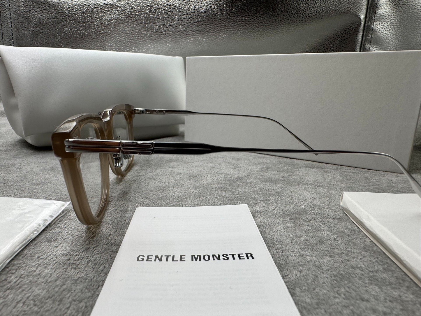 Gentle Monster 型號：Zin-GC7 尺寸：53-21-149 啡色 光學眼鏡