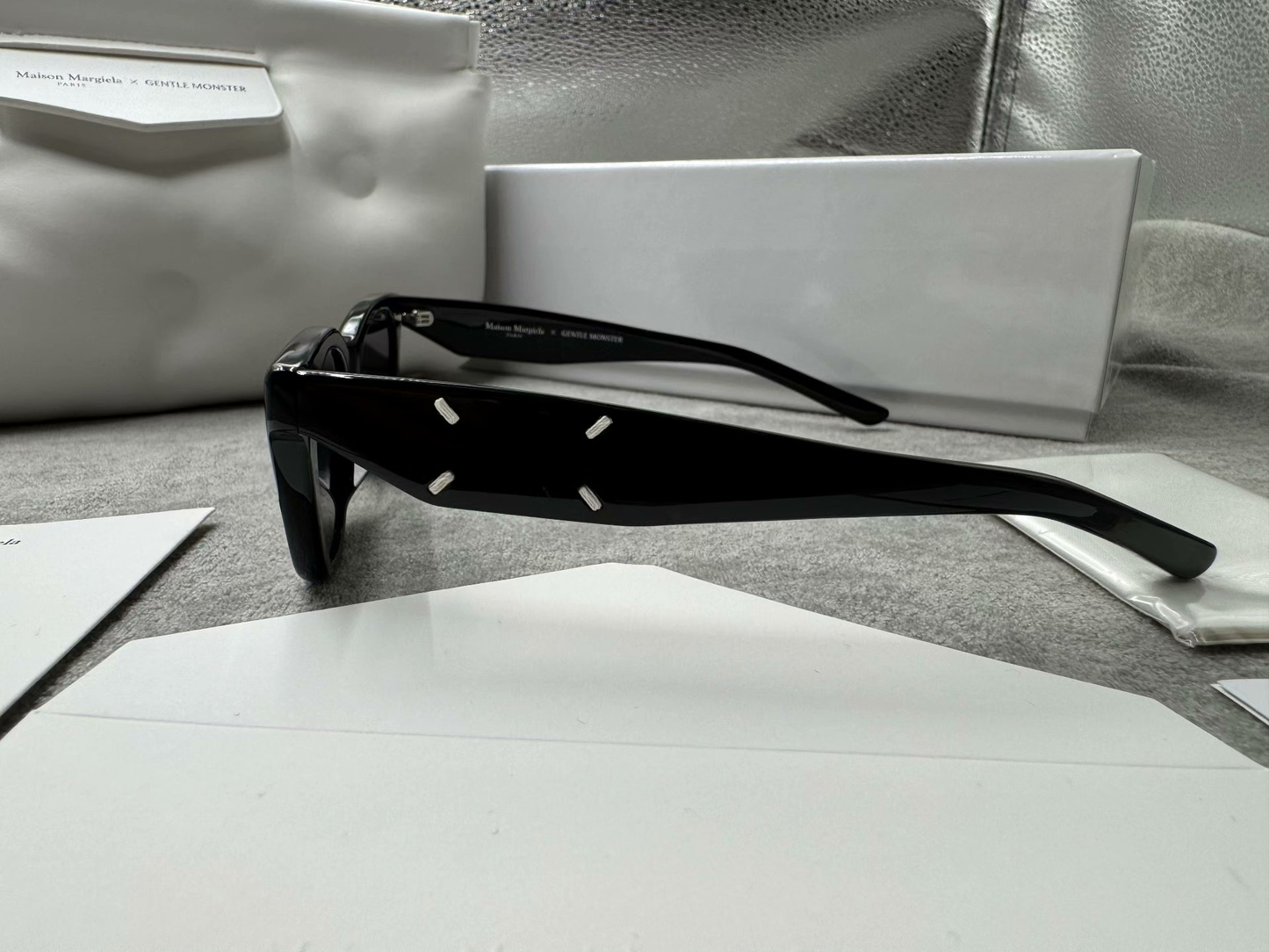 型號：mm208 Gentle Monster 聯名 Maison Margiela 黑色墨鏡
