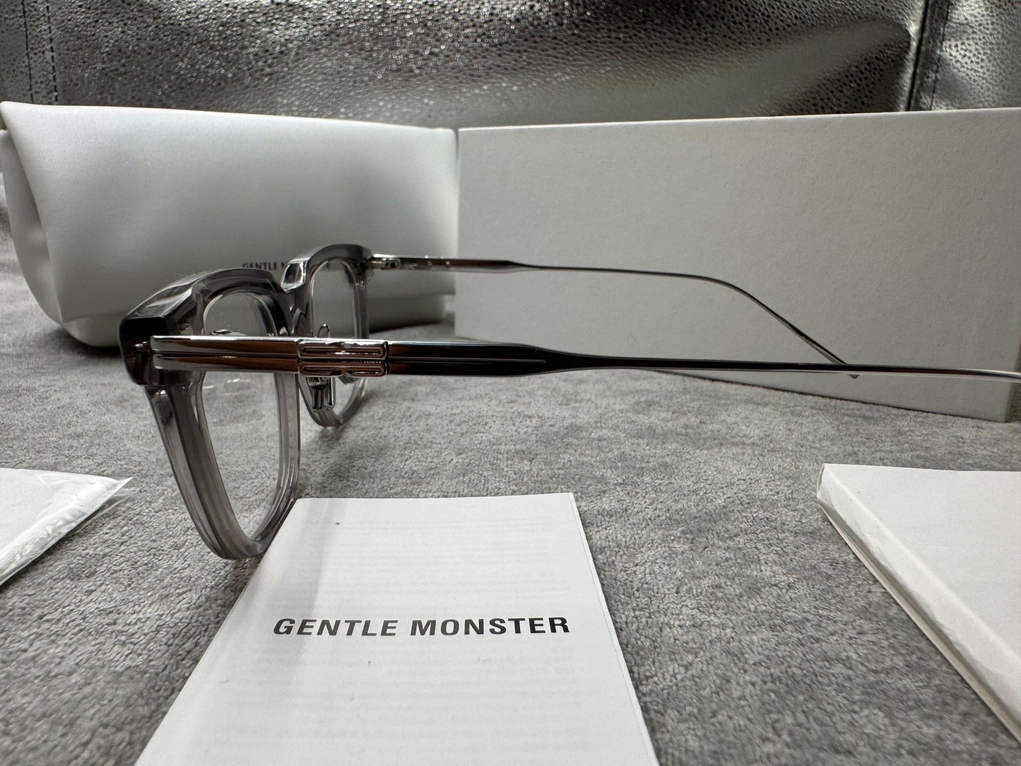 Gentle Monster 型號：Zin-GC7 尺寸：53-21-149 透灰色 光學眼鏡