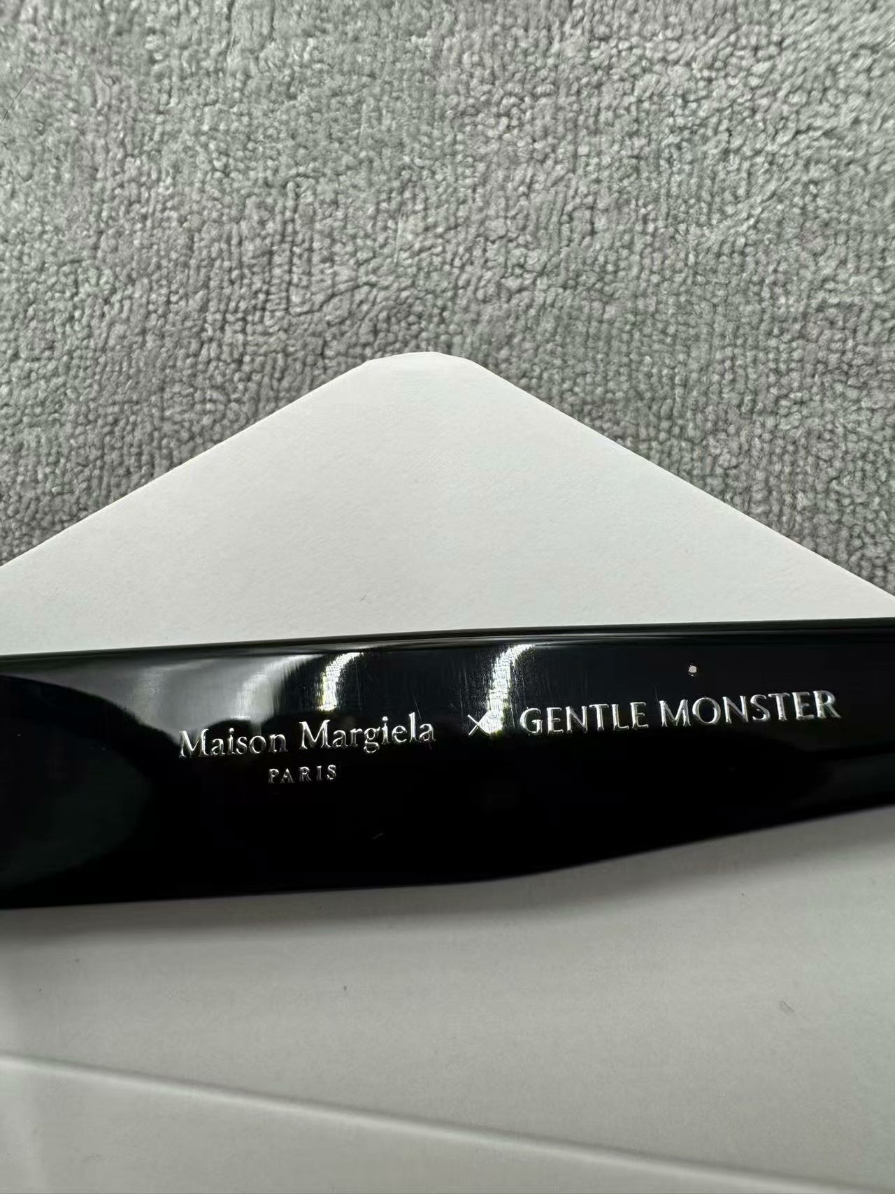 型號：mm205 Gentle Monster 聯名 Maison Margiela 黑色墨鏡