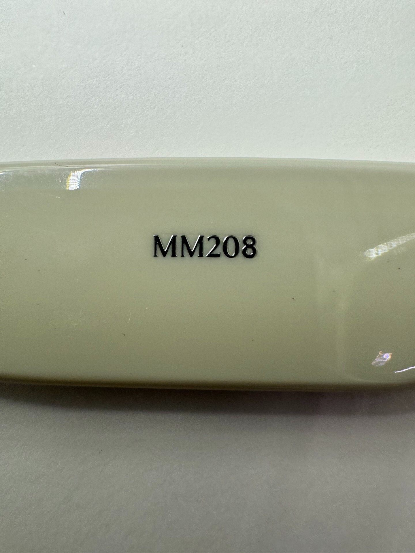 型號：mm208 Gentle Monster 聯名 Maison Margiela 白色透灰墨鏡