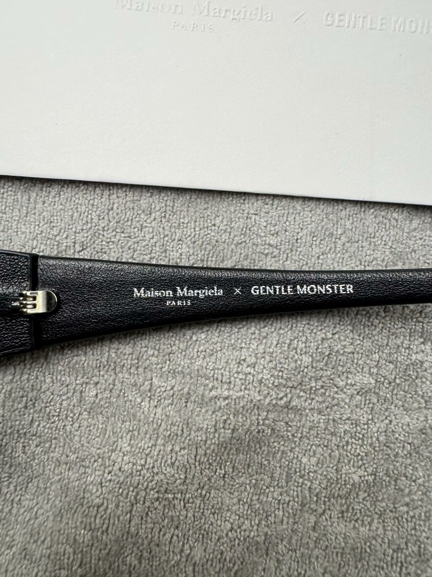 型號：mm104 Gentle Monster 聯名 Maison Margiela 黑框皮質墨鏡