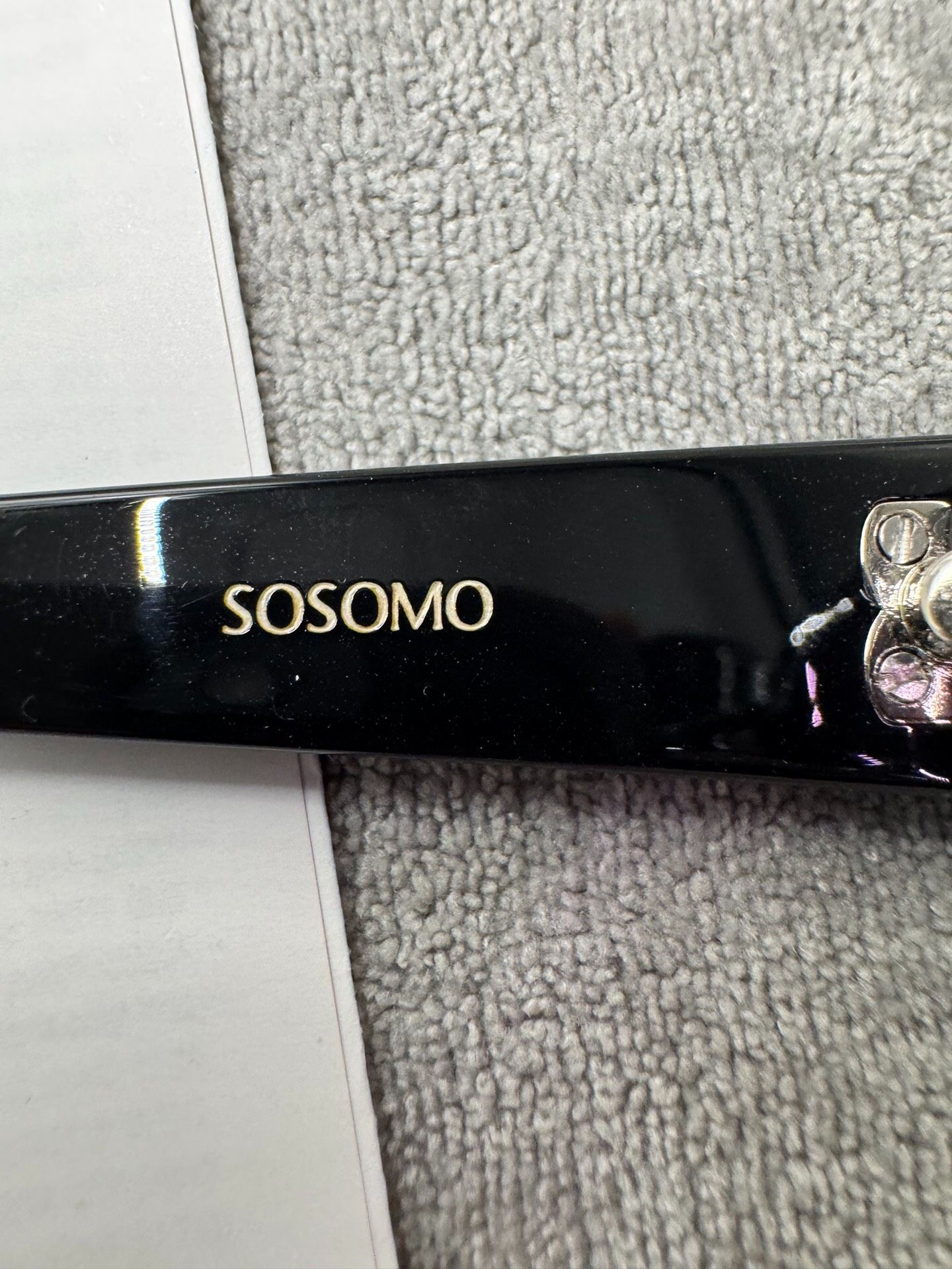 Gentle Monster 型號：sosomo 尺寸：55-20-141 黑色墨鏡