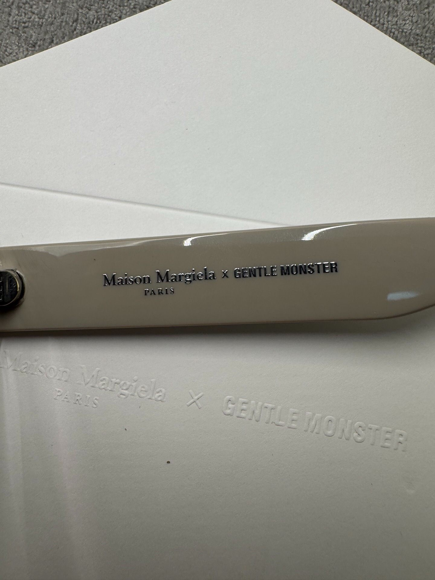 型號：mm004 Gentle Monster 聯名 Maison Margiela 灰色墨鏡