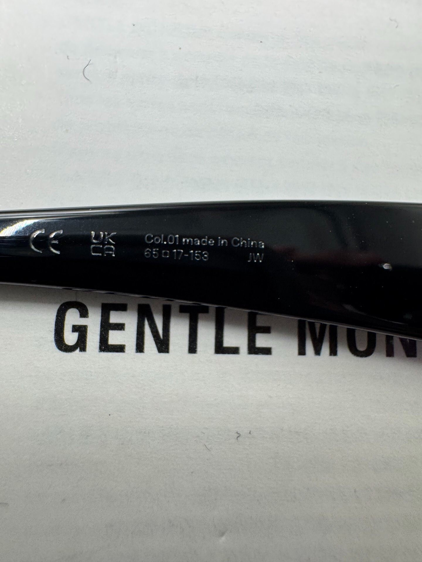 Gentle Monster 型號：jackie 尺寸：65-17-153 黑色墨鏡