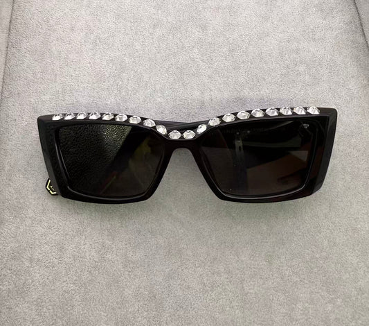 全新Philipp Plein 女貓眼太陽眼鏡 size：55-16-150 灰色鏡片