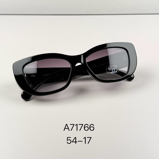 當季新款 CHANEL 漸進色鏡片A71766墨鏡 尺寸54-17
