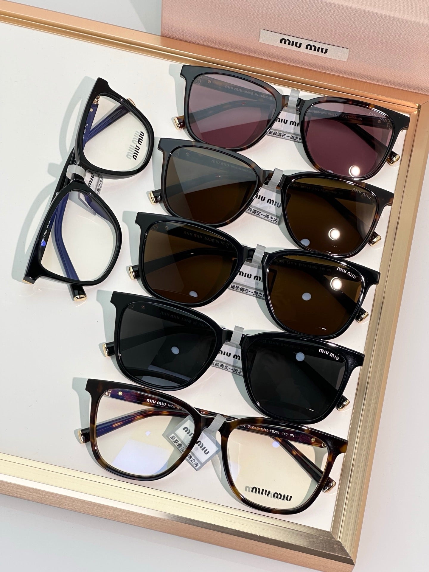 MiuMiu   SMU B03 Size ：53口16-140