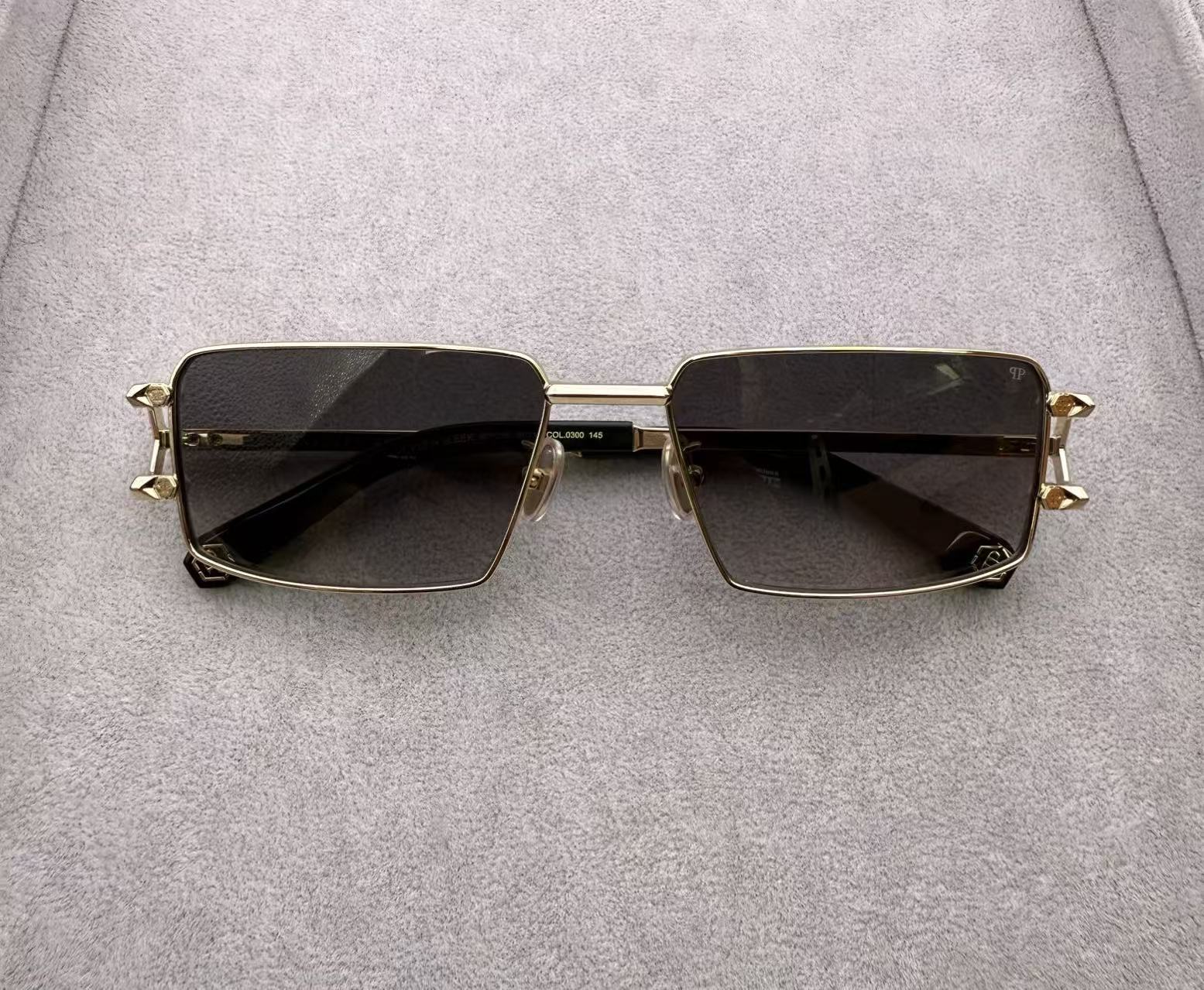 Philipp Plein size：58-18-145