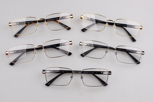 Cartier CT0520O 眼鏡尺寸 56口17-145