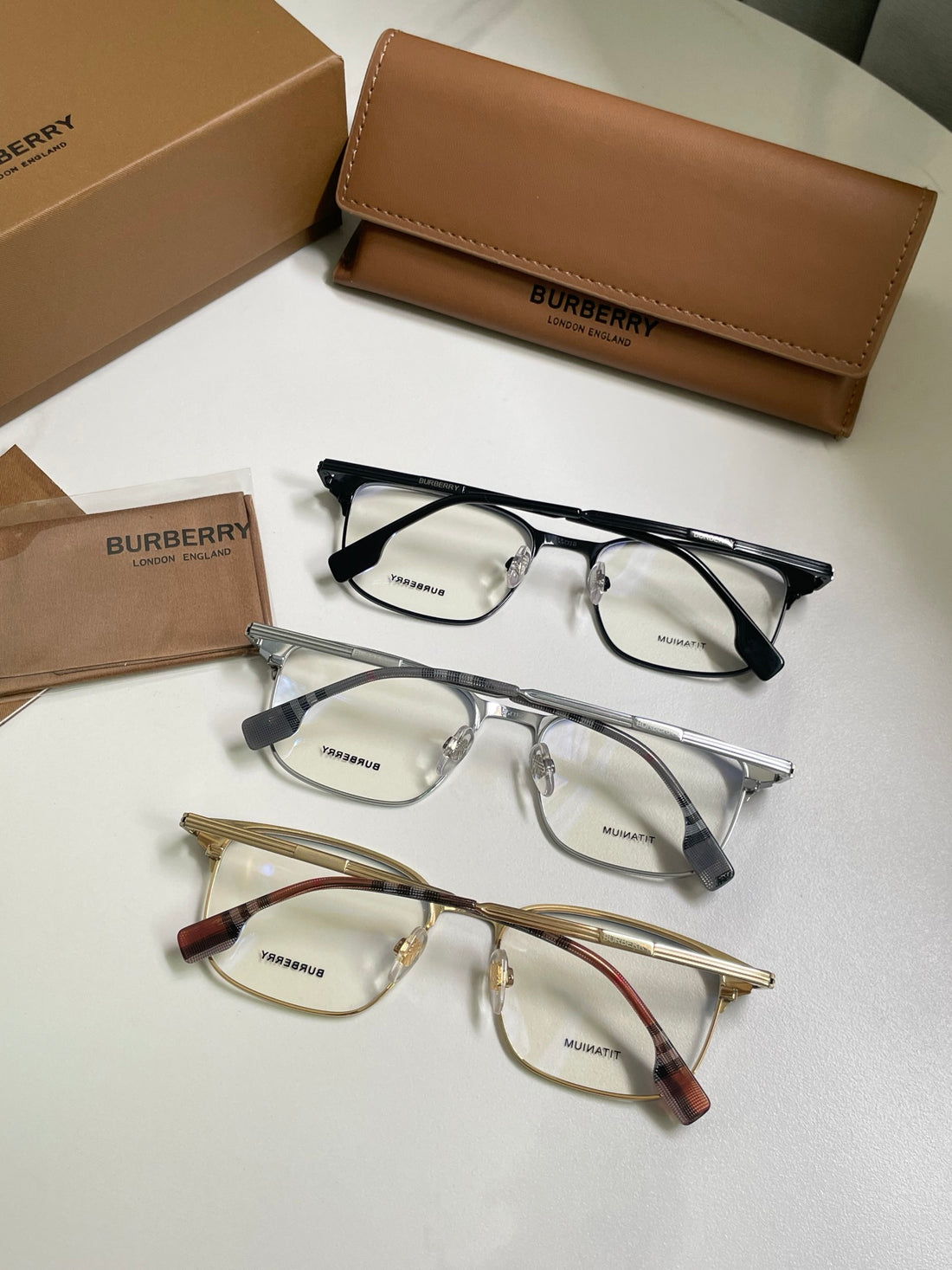Burberry 新眼鏡 BE1372 尺寸55-18-145