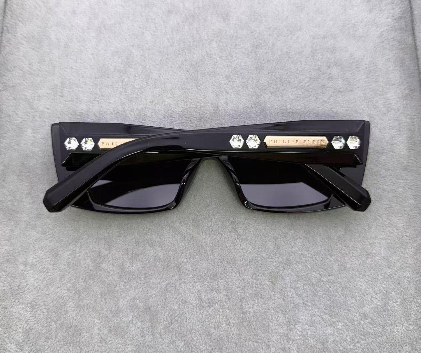 全新Philipp Plein 女貓眼太陽眼鏡 size：55-16-150 灰色鏡片