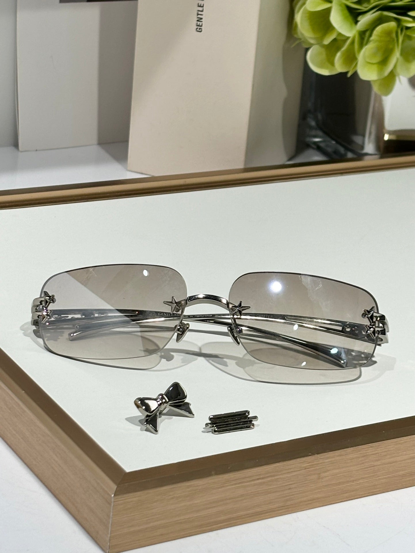 GENTLE MONSTER MOD gm×jennie   glitter Size 64-16-135