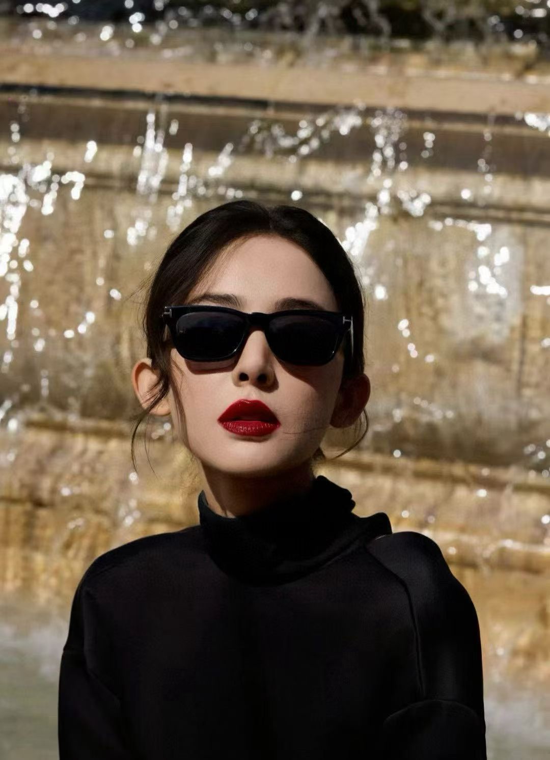 TOM FORD 男女款太陽眼鏡 size：55-16-145