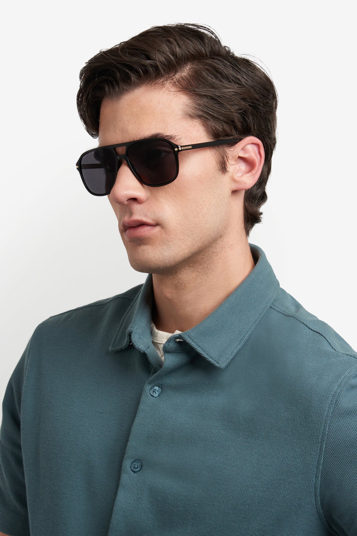 BOSS 男女款太陽眼鏡 新品 boss1751 size：57-16-145