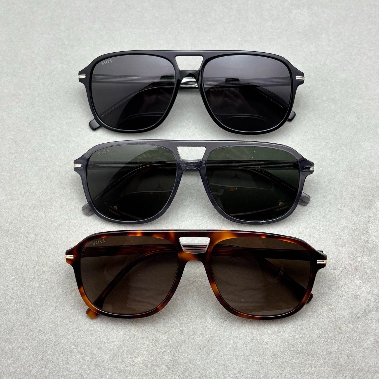 BOSS 男女款太陽眼鏡 新品 boss1751 size：57-16-145