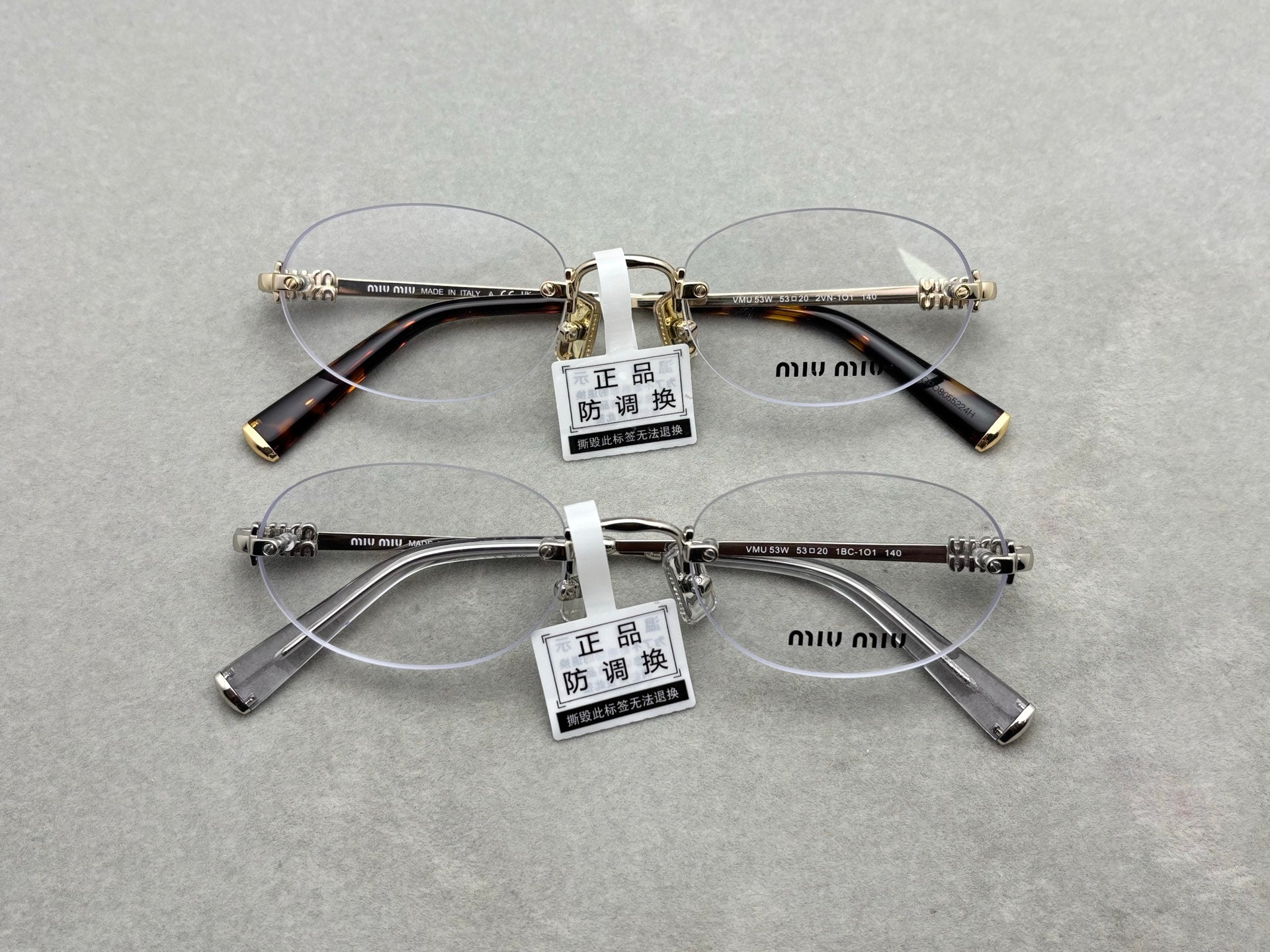2025年新款MIU MIU 女用眼鏡 size：53-20-140總寬140框高35