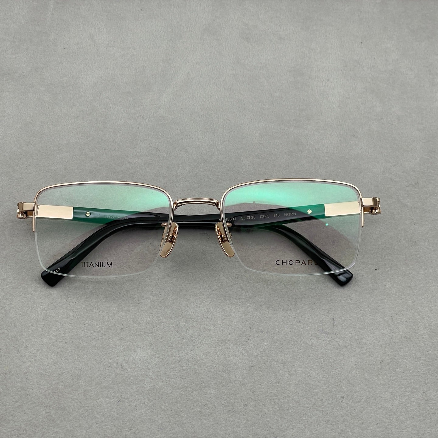 CHOPARD 蕭邦 男女款商務眼鏡VCHL39D牛角鏡腳size：55-20-145總寬145框高38