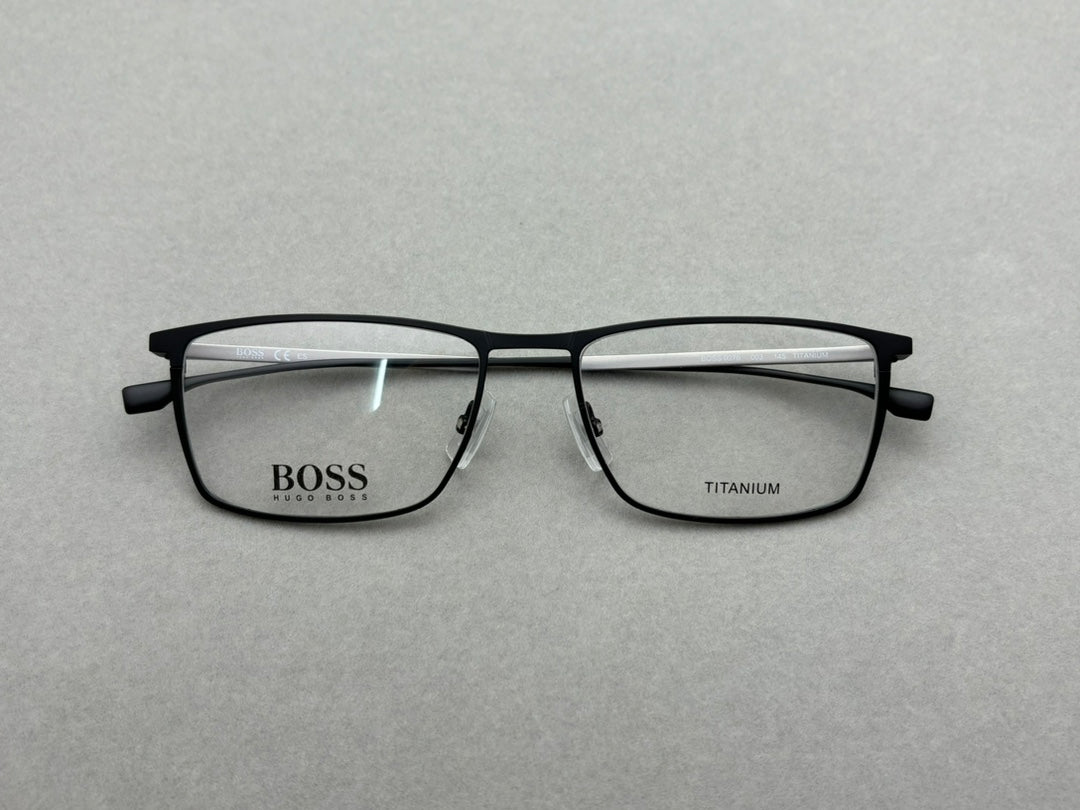 正品 BOSS 男女款商務眼鏡 新品 進口鈦合金 size：55-17-145總寬145框高37
