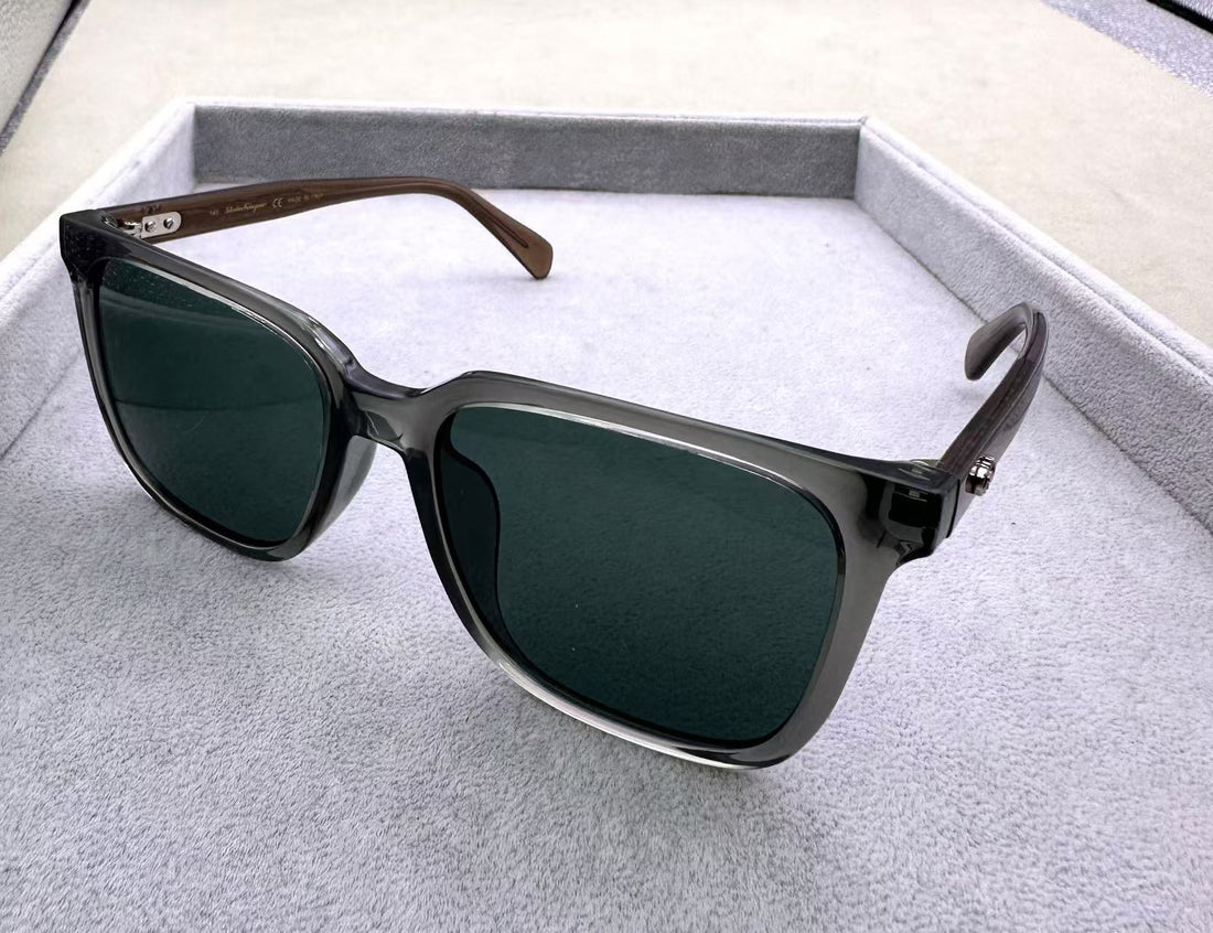 FERRAGAMO SF2057SLBK 綠色鏡片 尺寸57-18-145