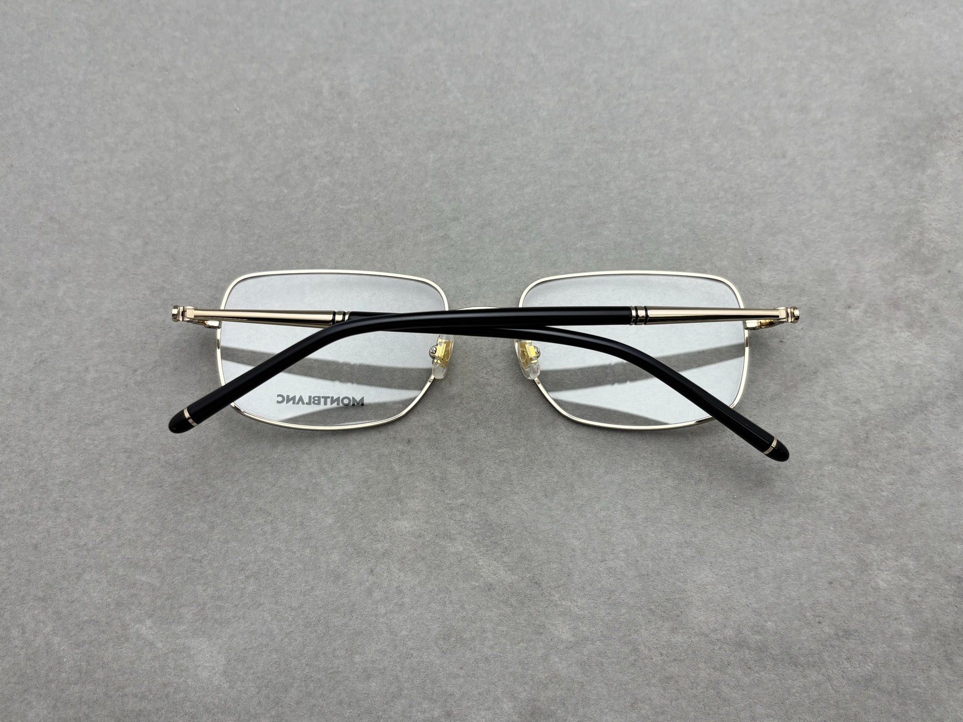 正品 MONT BLANC 男女商務款眼鏡 新品 size：55-18-145總寬143框高40