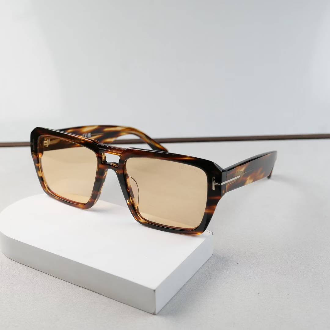 TOM FORD 太陽眼鏡 TF 變色墨鏡 FT1153 SIZE 56口19-145