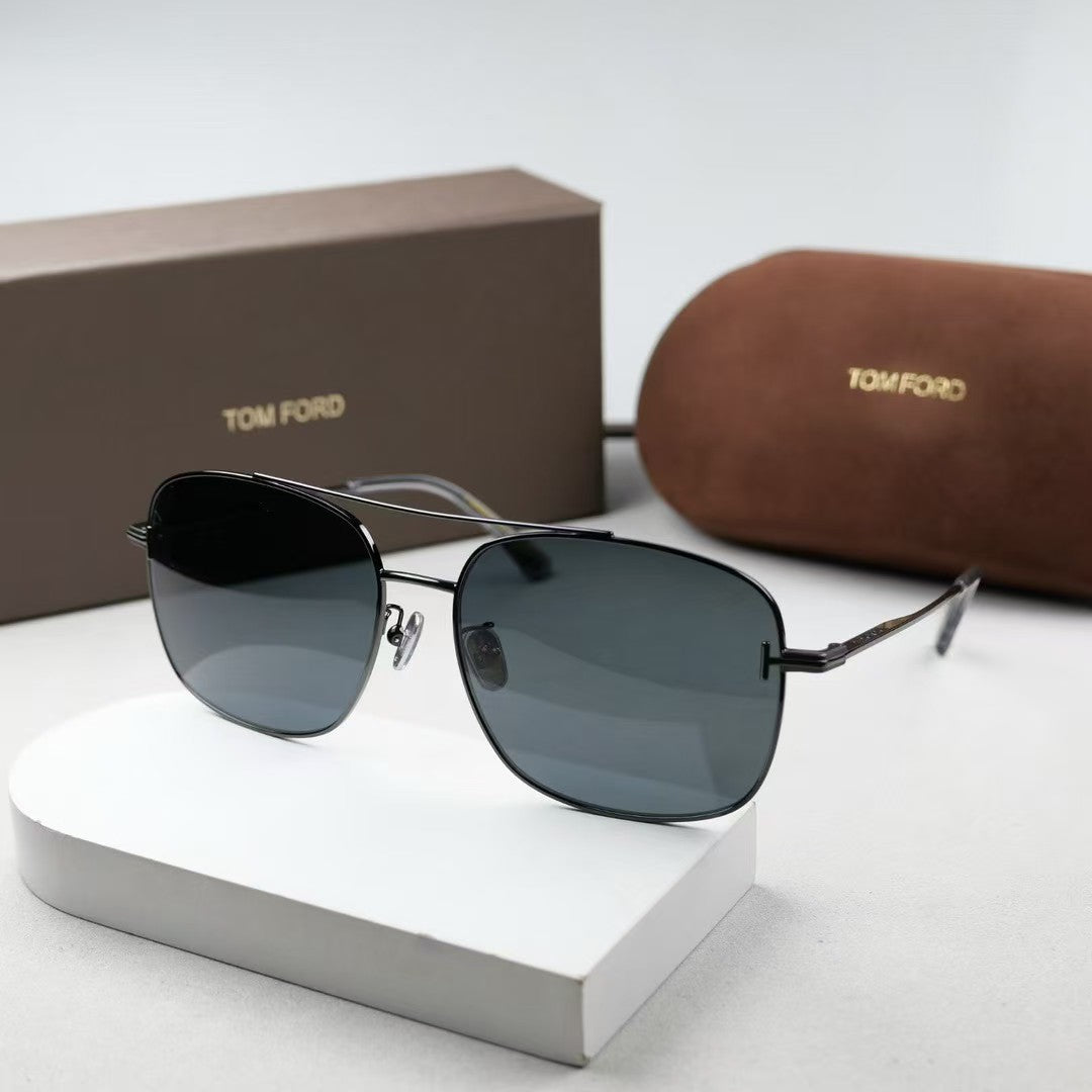 Tom Ford新款 太陽眼鏡 TF1144-K 尺寸：61-16-140