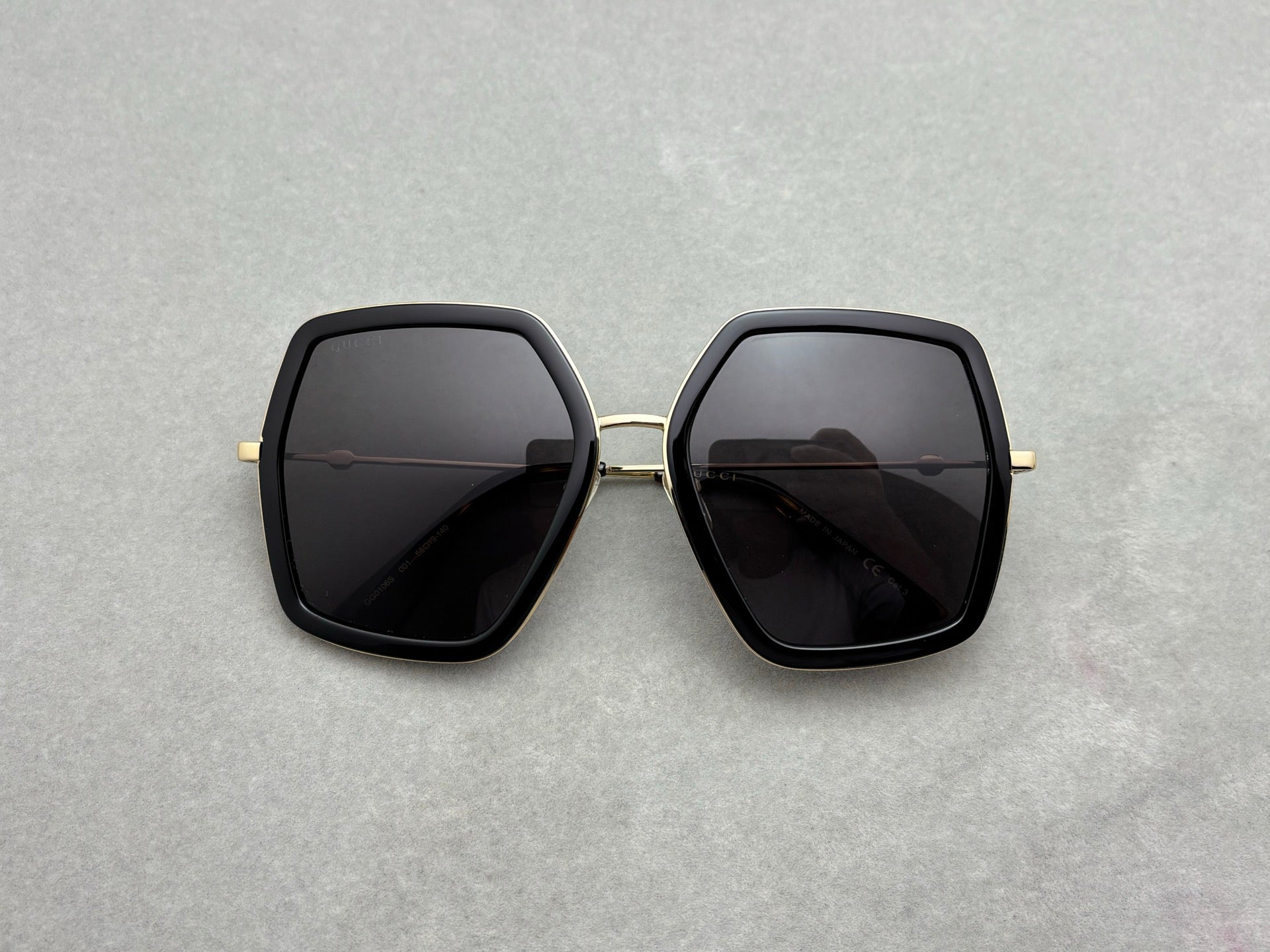 GUCCI GG0106S 女款太陽眼鏡 size：56-19-140