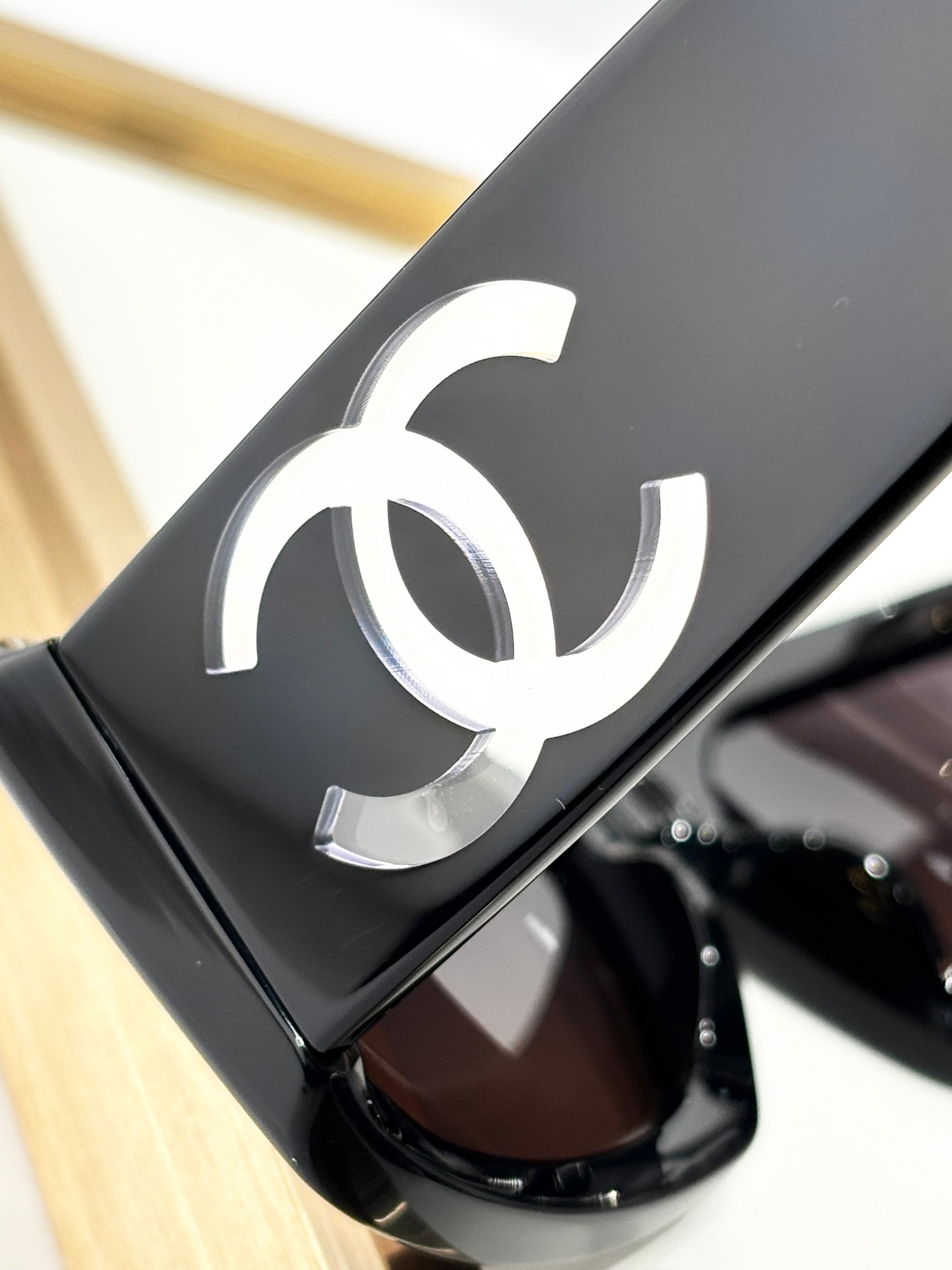 CHANEL  黑 CH5526 SIZE：61口20-140 太陽鏡