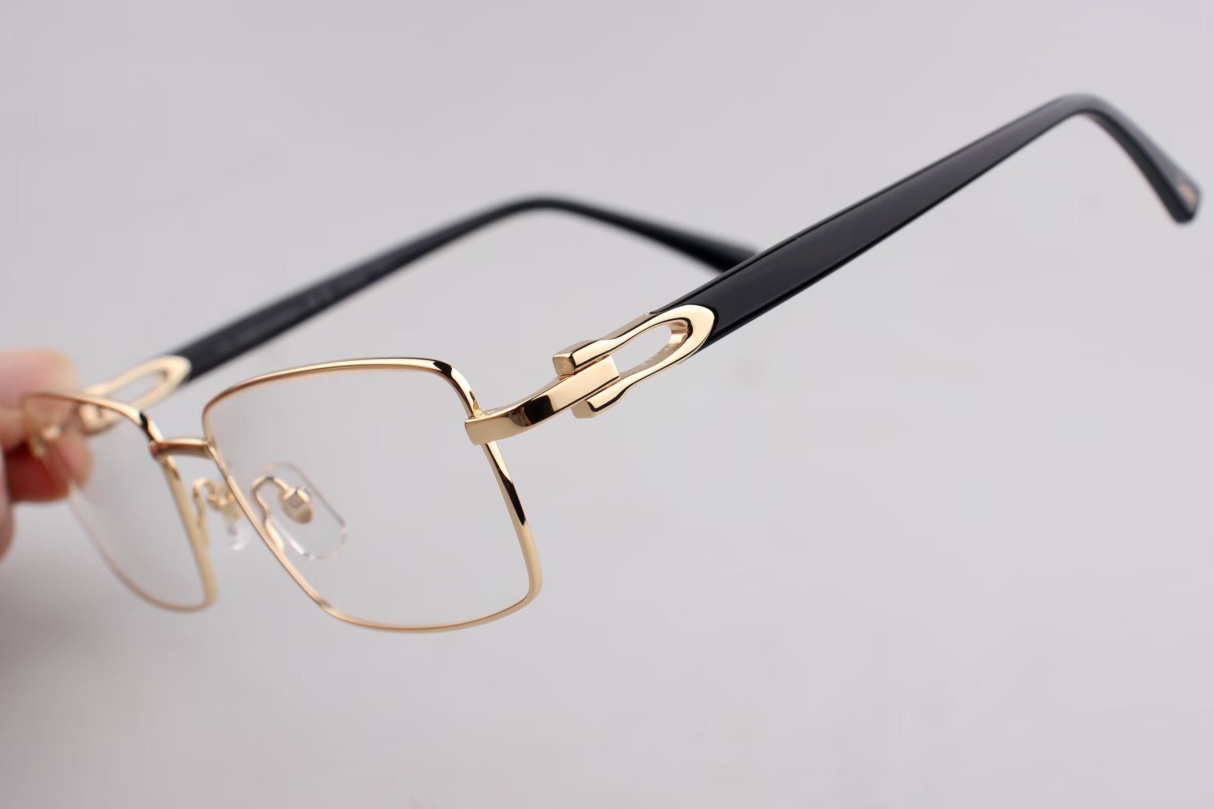 Cartier CT0520O 眼鏡尺寸 56口17-145