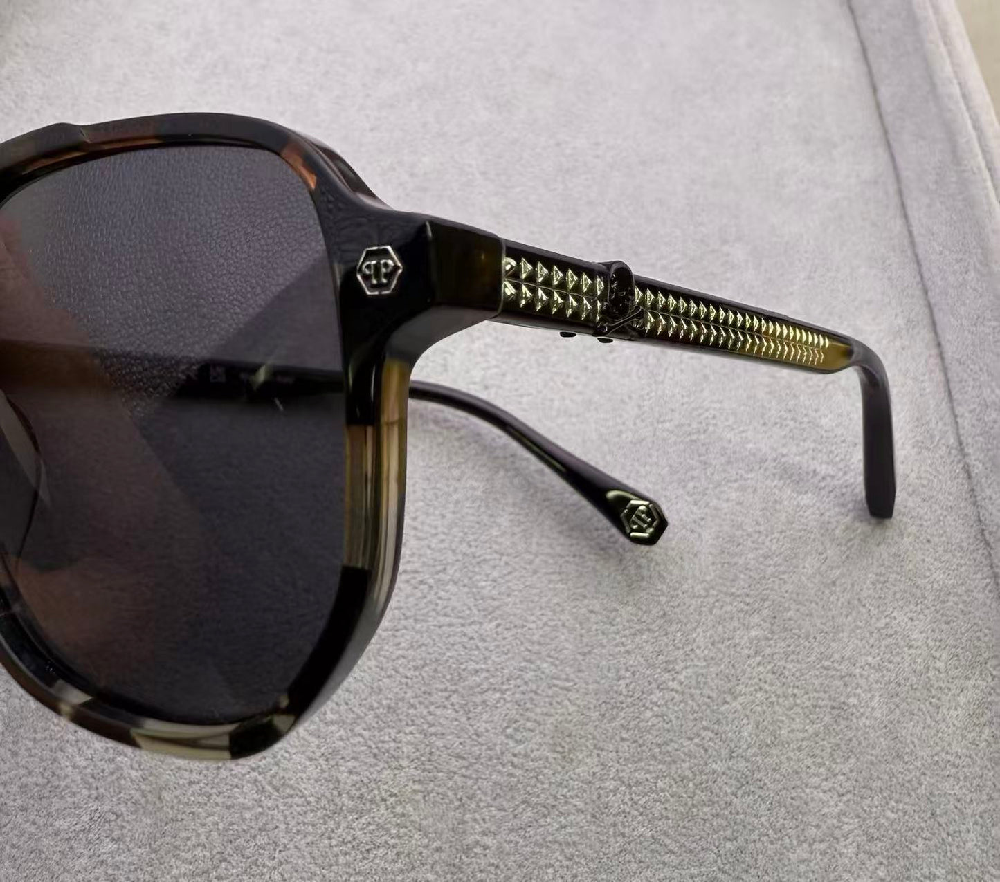 全新Philipp Plein 男女款太陽眼鏡 size：55-20-150
