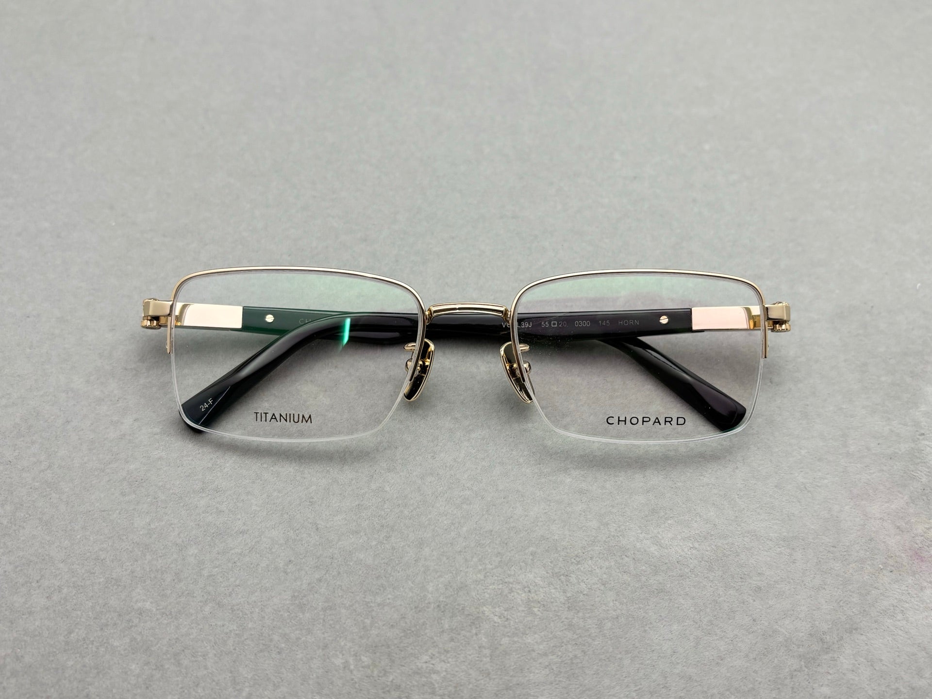 CHOPARD 蕭邦 男女款商務眼鏡VCHL39D牛角鏡腳size：55-20-145總寬145框高38